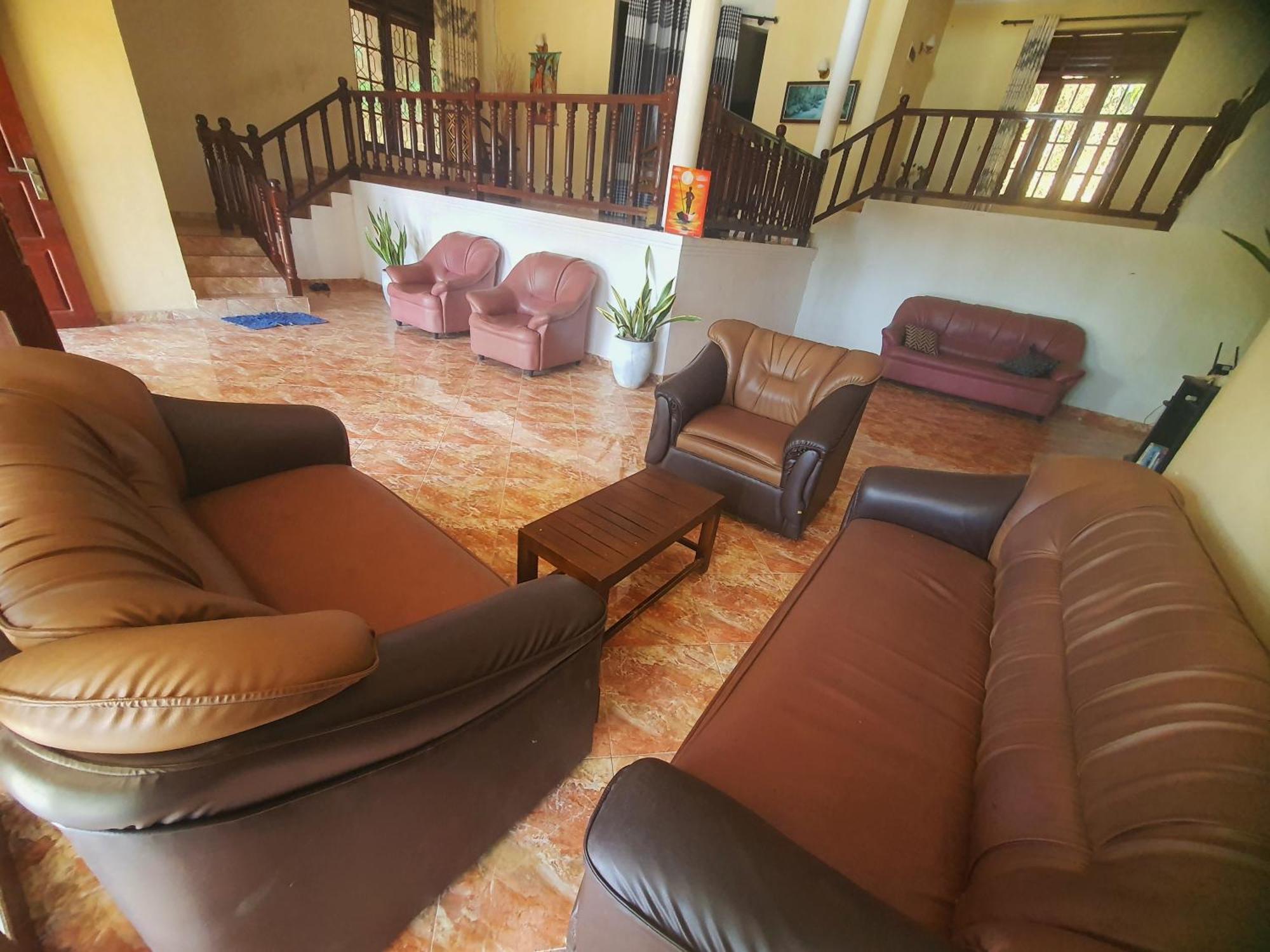Hill House Guest Hotel Mirissa Bagian luar foto
